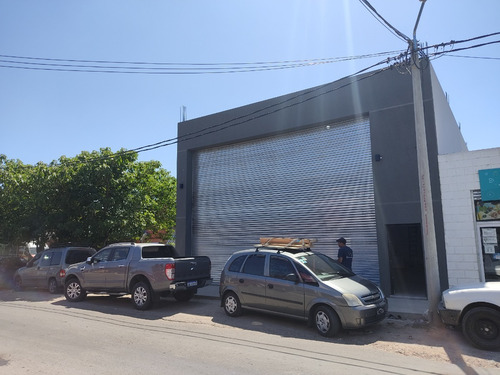 Imagen 4 de 12 de Local Comercial En Zona Inmejorable. Barrio Parque, Ing Allan. 1282 Y 1211