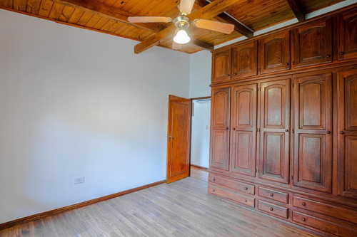 Imagen 22 de 30 de Casa Con Parque De 3600 M2
