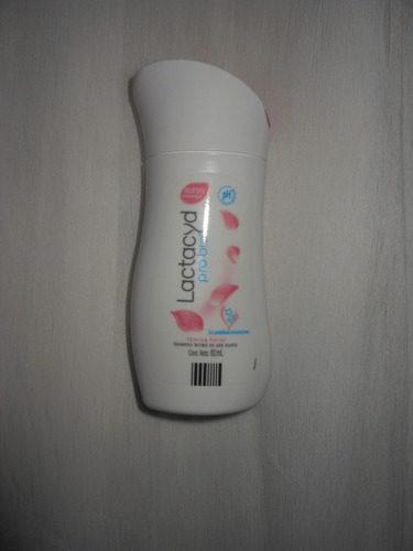 Shampoo Íntimo Lactacyd Pro Bio Fémina Floral  80 Ml