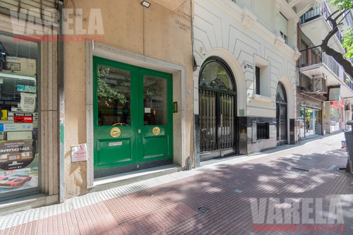 Reservada!!av. Córdoba 1350 Piso 4to. Al Frente 3 Ambientes.