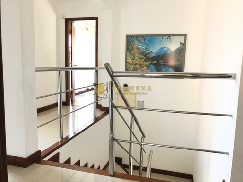 Muy Buena Casa En Barrio Mary - Consulte-ref:2761