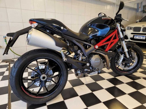 Imagen 3 de 10 de Ducati Monster 796 Abs