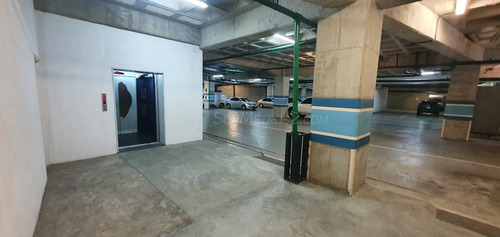 Oficina Deposito Venta Con Financiamiento Boleita Norte 134 Mts2 + Terraza Sonmetros2