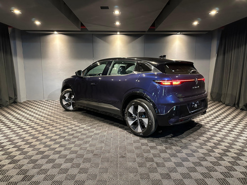 Renault Megane E-Tech 0.0 100% Electric