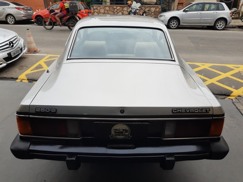 Imagem 12 de 13 de Chevrolet Opala Coupe