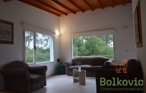 Pinamar - Barrio Nayades - Casa En Venta.