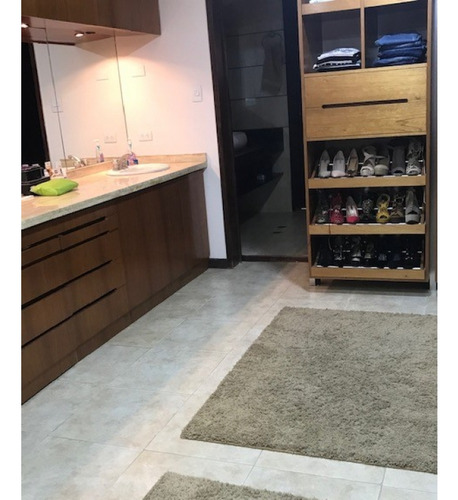 Se Vende Apto Duplex 360m2 4h+s/5b/3p La Tahona. Listo Para Entrar