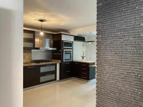 Imagen 2 de 13 de Townhouse En Alquiler Manantial Naguanagua Valencia