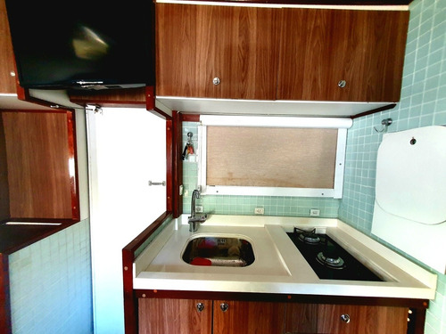 Imagem 11 de 15 de Motorhome Iveco Excenlentíssimo Estado. (pessoas Exigentes)