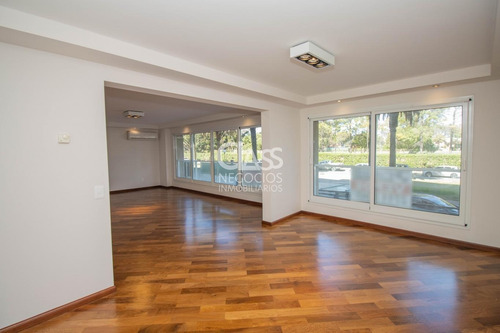 Imagen 4 de 30 de Venta Apartamento En Punta Carreta, Frente Al Club De Golf.