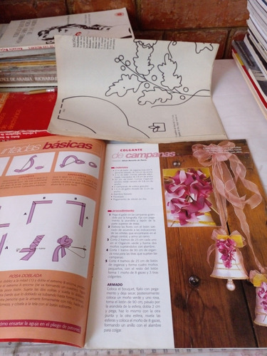 Revista Borda En Listón Y Punto De Cruz No 74 Noviembre 2002 (Usado)