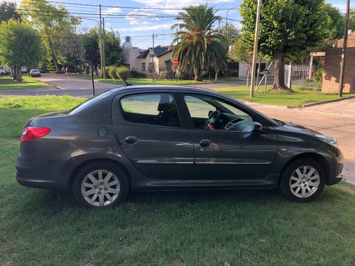 Peugeot 207 Xt Sedan