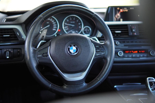 BMW Serie 3 320i 2.0 16v Turbo Active Flex 4p Automatico
