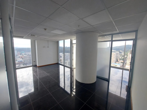 Arriendo Oficinas Premium, Diferentes Tamaños, En Torre Del