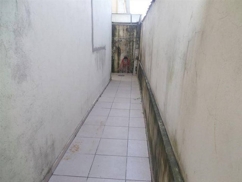 Imagem 29 de 30 de Sobrado Semi Novo Em São Vicente Com 02 Dormitorios E Quintal Em Condominio Bem Localizado - Hm2047