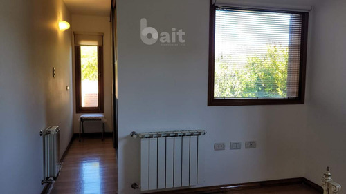 Imagen 13 de 29 de Venta Casa En Lomas De La Carolina Con 4 Dormitorios Y 5 Baños, Impecable!!!