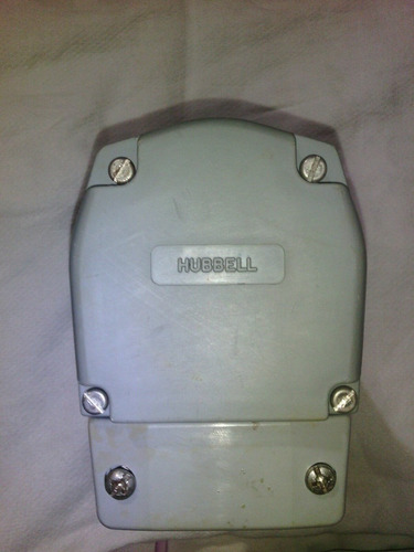 Enchufe Inductrial Macho 60 Amp Nuevo