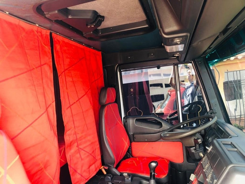 Imagen 8 de 11 de Iveco Estralis