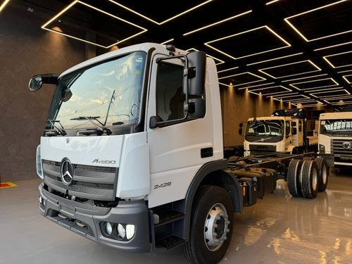 Mercedes-benz Atego 2429 6x2 Truck 2025 Chassi S/implementos