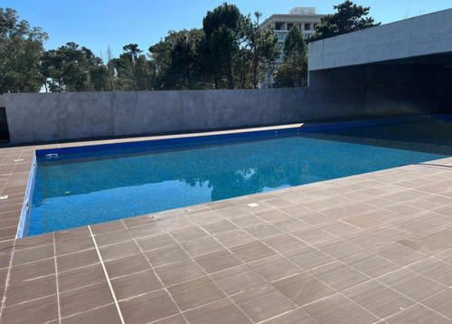 Venta Departamento Pinamar Con Parrilla Y Pileta