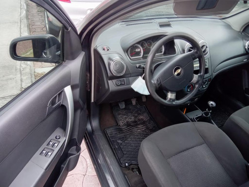 Imagen 5 de 7 de Chevrolet Aveo 2017 1.6 Ls Aa Radio Airbag Facelift Mt