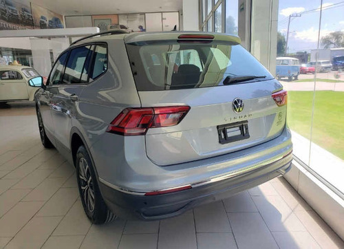 Imagen 4 de 13 de Volkswagen Tiguan 1.4 Trendline 2022