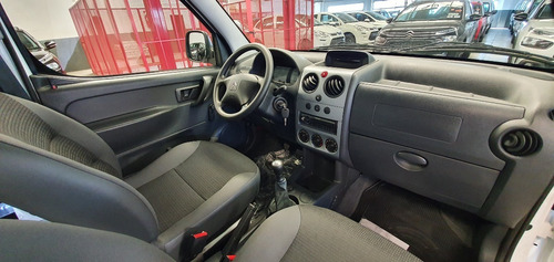 Imagen 5 de 7 de Citroën Berlingo Furgón 1.6 Vti Business