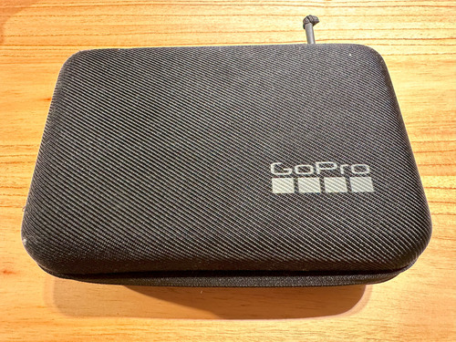Cámara Gopro Hero 4 Silver Sumergible Con Accesorios Gris (Usado)
