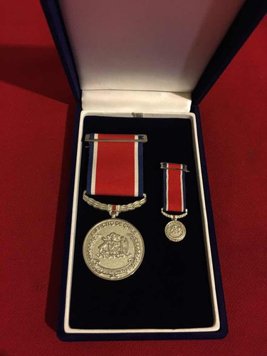 Medalla Bicentenario Plata Oficiales Ejercito Militar