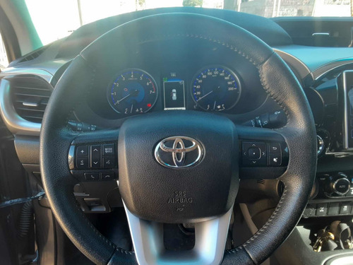 Toyota Hilux 2016 2.7 Cd Srv Vvti 4x4 Cuero - B4