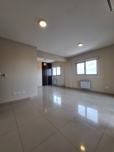 Venta Departamento 2 Dormitorios Centro Con Cochera