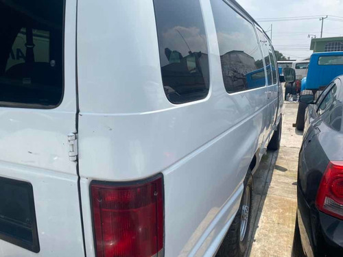 Ford Econoline 15 Pasajeros