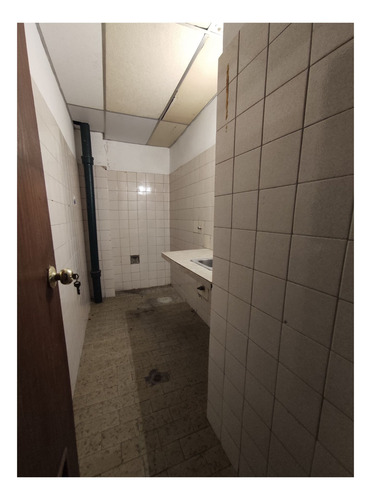 Imagen 21 de 24 de En Venta O Alquiler Edificio Industrial En Boleíta Norte