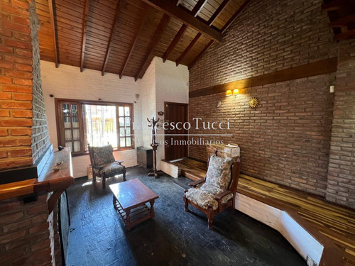 Casa En Venta 5 Ambientes Ituzaingó Norte