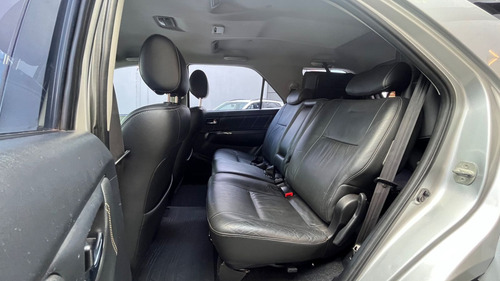 Toyota Hilux SW4 SRV D4-D 4x4 3.0 TDI Dies. Aut