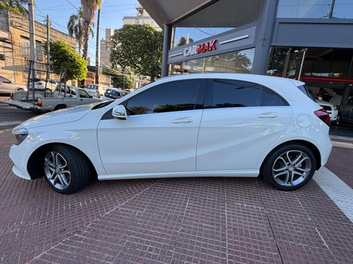 Mercedes-Benz Clase A 1.6 A 200 At Urban B.efficiency 156cv