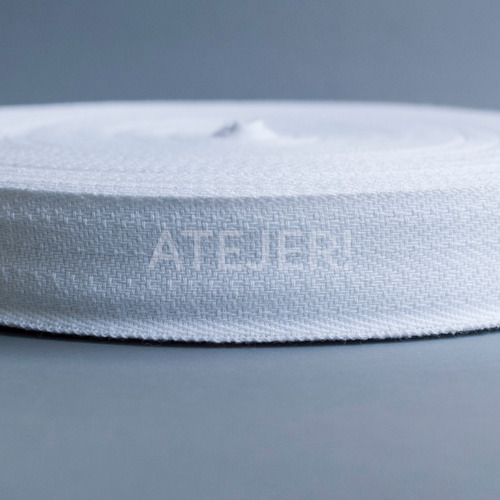 Imagen 2 de 4 de Cinta Hilera Liviana De Algodón 30mm X 50 Mts Blanca