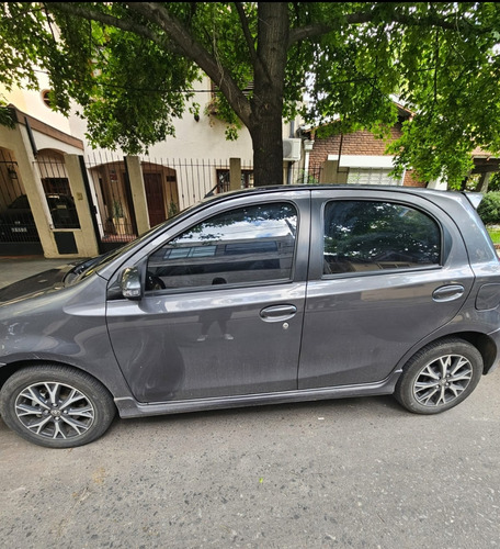 Toyota Etios 1.5 xls packs
