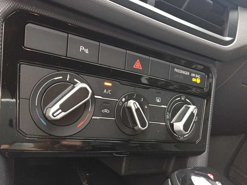 Imagem 13 de 15 de Volkswagen T-cross 2020 1.0 200 Tsi Aut. 5p