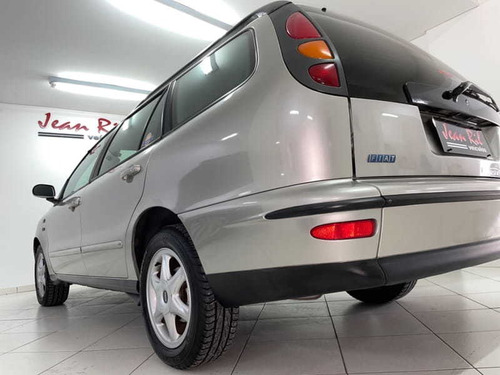 Imagem 14 de 15 de Fiat Marea Weekend Hlx 2.0 20v 4p