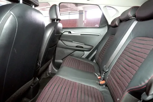 Kia Sonet Zenith 1.5 Automatica 4x2 Gasolina
