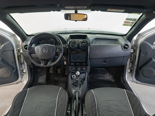 Renault Duster Oroch 2.0 Outsider Plus