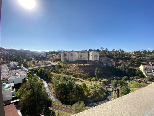 Imagen 8 de 20 de Departamento Con Vista Panorámica Y Techos Altos.