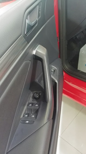 Volkswagen Vento 1.4 Higline 150cv At Ec