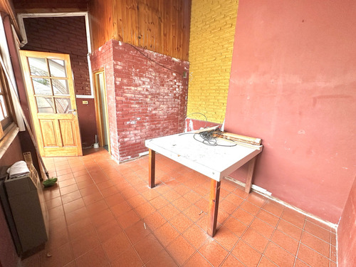 Casa Con Local En Venta De 5 Ambientes En Quilmes Oeste