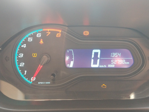 Imagem 8 de 11 de Chevrolet Onix 2018 1.0 Lt 5p
