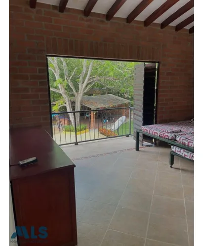 Finca En Santa Fe: Espacio, Confort Y Clima Cálid...(mls#256079)