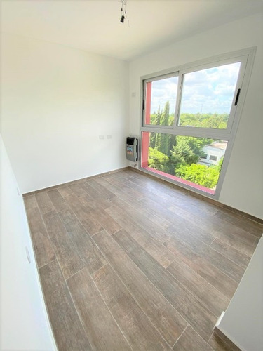 Imagen 5 de 13 de Departamento En Venta En Ituzaingo Sur