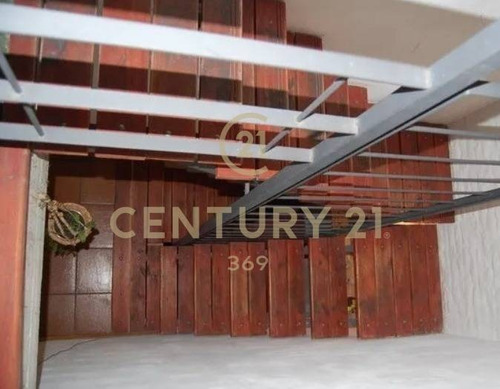Imagen 9 de 22 de Oportunidad Inversion O Vivienda!! Triplex Ciudad Vieja - 3 Dormitorios