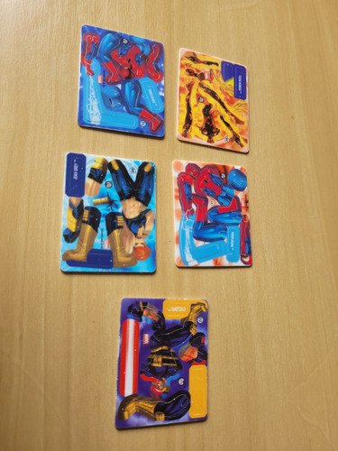 Lote De 14 Montáveis Elma Chips Marvel (Usado)
